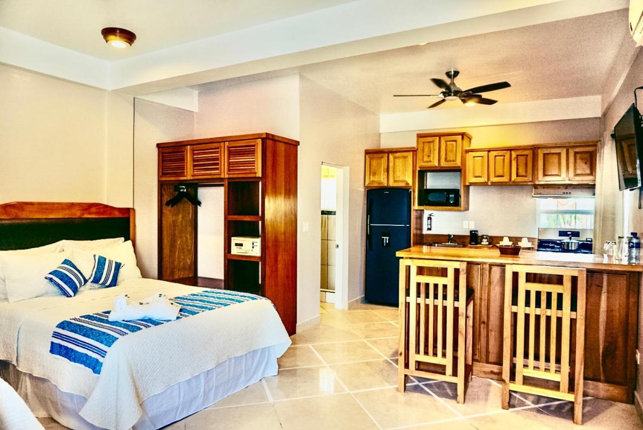 La Isla Resort Caye Caulker Eksteriør billede