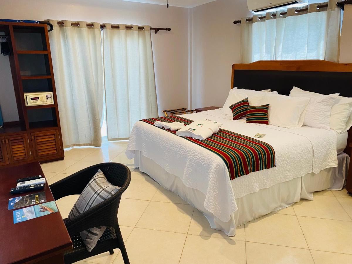 La Isla Resort Caye Caulker Eksteriør billede